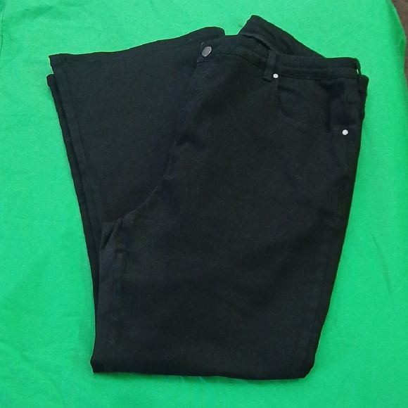 Universal Standard Denim - Universal Standard Dark Denim Jeans